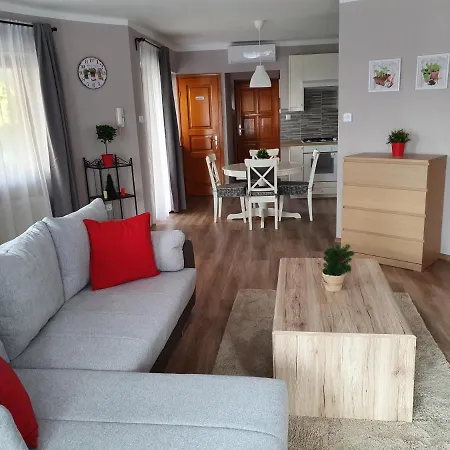 Pannonia Lägenhet