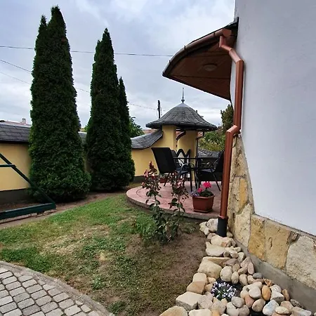 Apartament Pannonia *